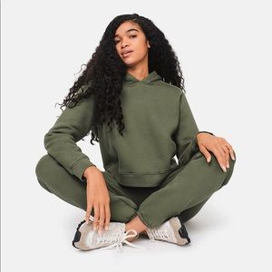 Outdoor Voices Nimbus Cotton Vine Sweat Set